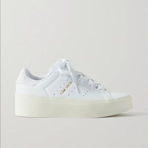 NEW WITH TAGS/BOX!! 
Women’s Stan Smith Bonega Sneakers!